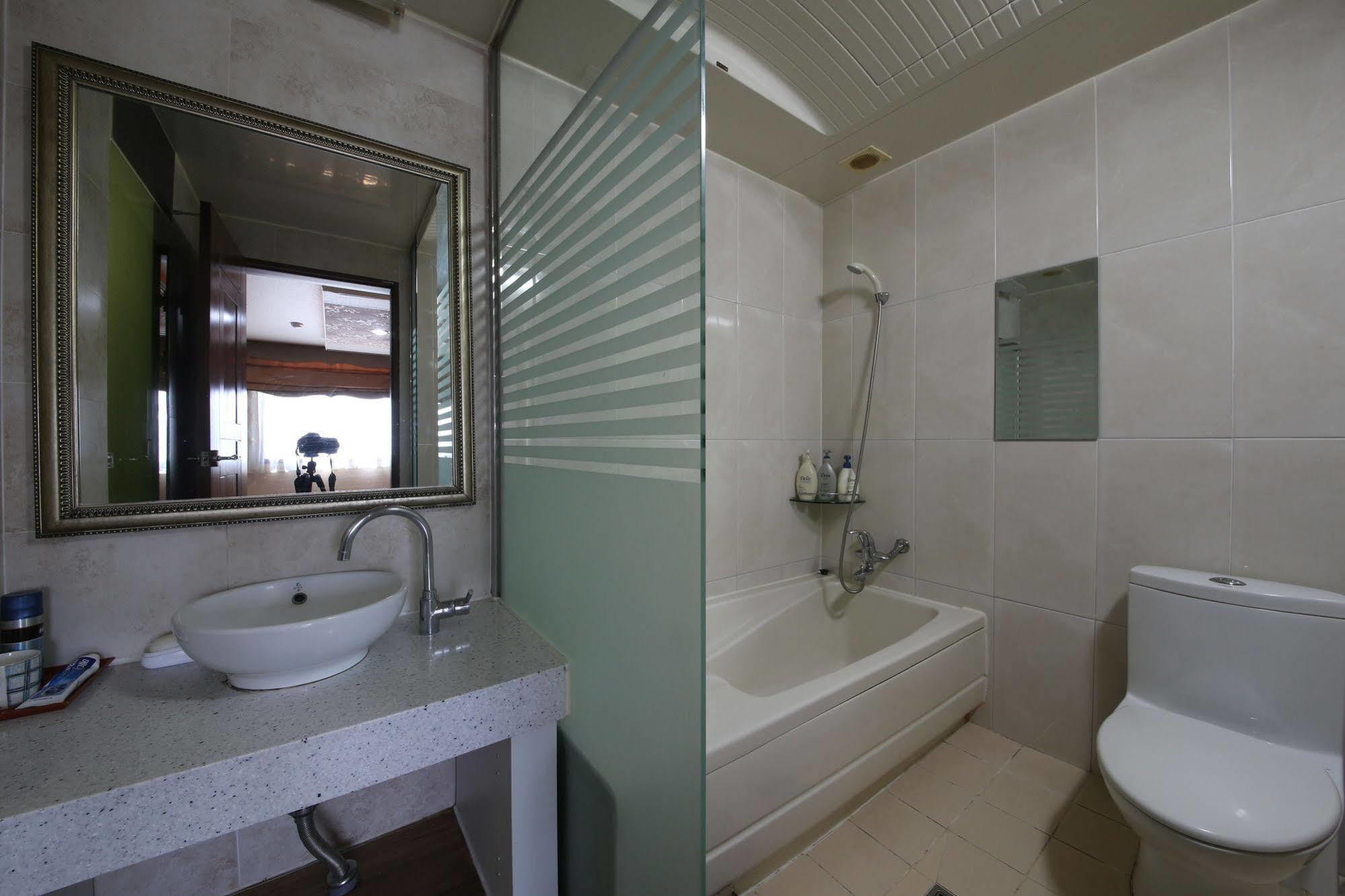 Yes Motel Gunsan Exterior foto